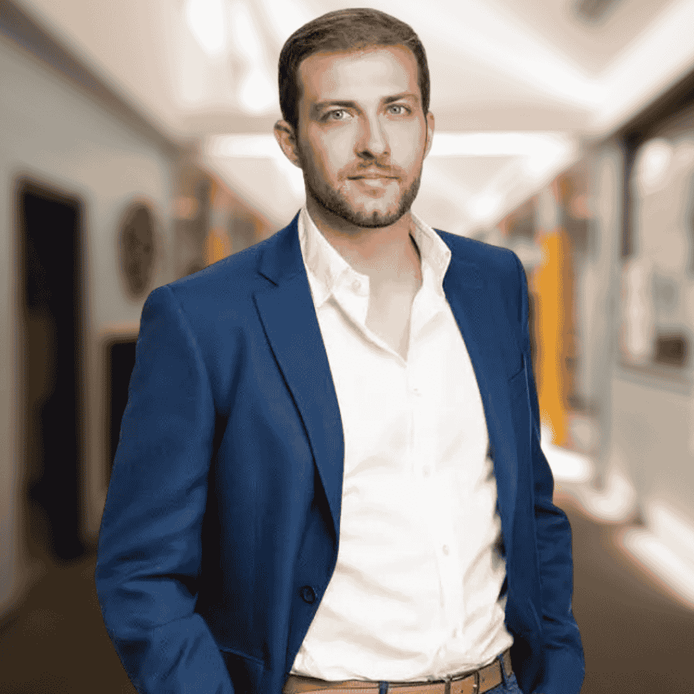 Luciano Larrossa